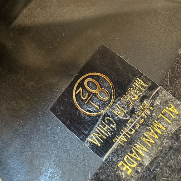 Shoes - Picture 3 of 3